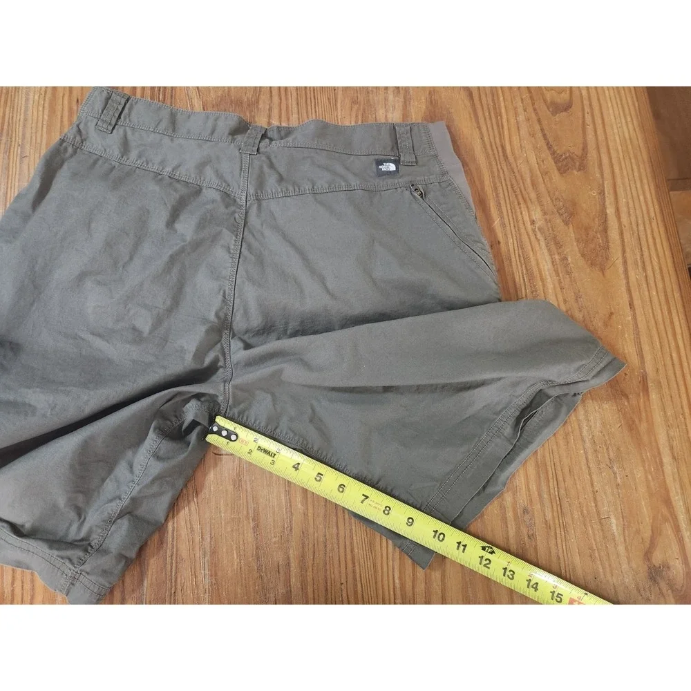 The North‎ Face Mens Stretch Cotton Shorts Sz Large Brown Zip Pocket Gorpcore